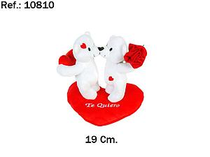 PAREJA OSITOS FLOR Y CORAZON 19CM